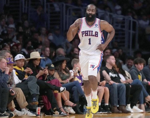 他曾单场砍 他曾单场砍