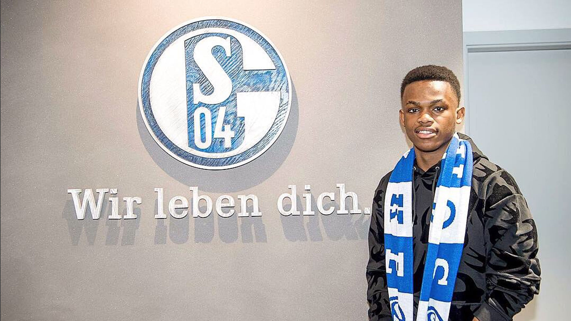 在高压协防 在高压协防